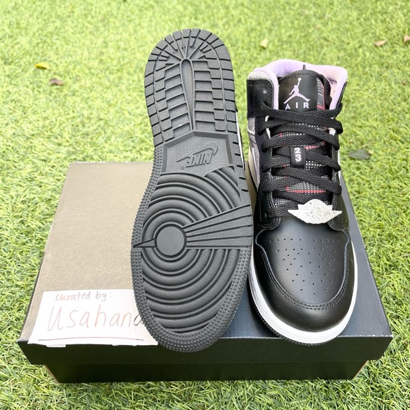 Nike Air Jordan 1 mid GS flannel shoes - Picture 4 of 4